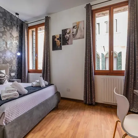 Apartament Ca'julia *